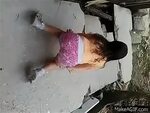 Menina de 5 aninhos dançando funk on Make a GIF